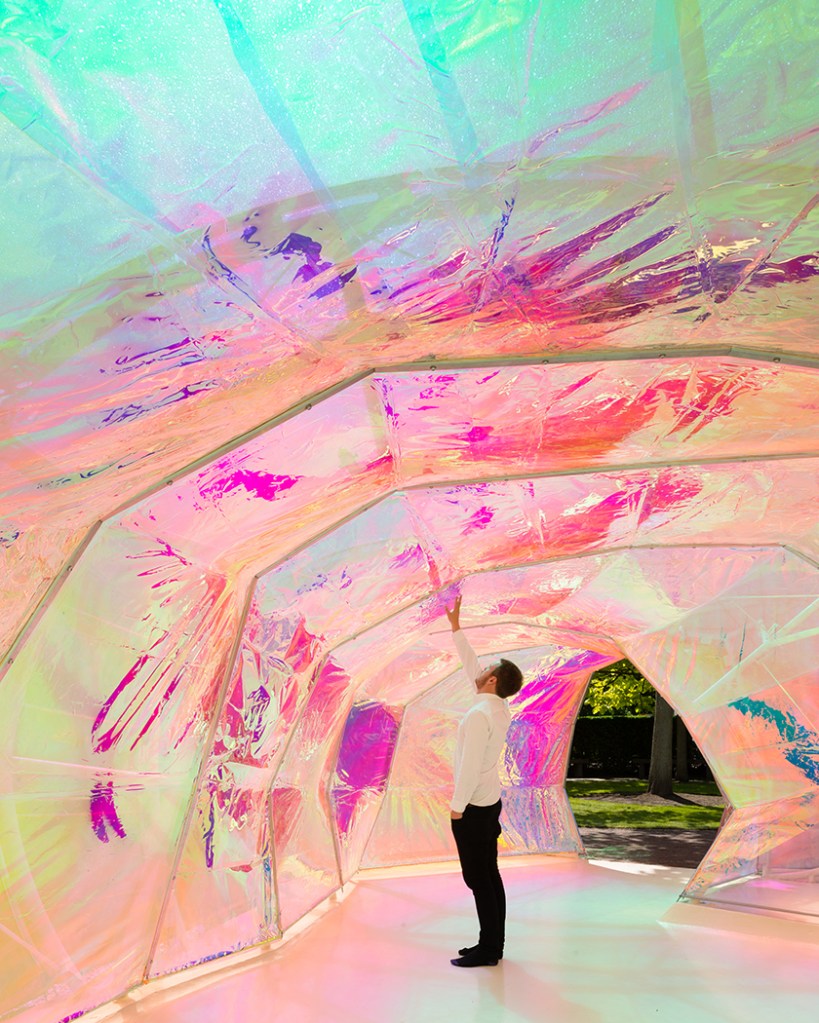 The Serpentine Pavilion by SalgosCano, 2015. Architecture and Interior Photography by Jim Stephenson