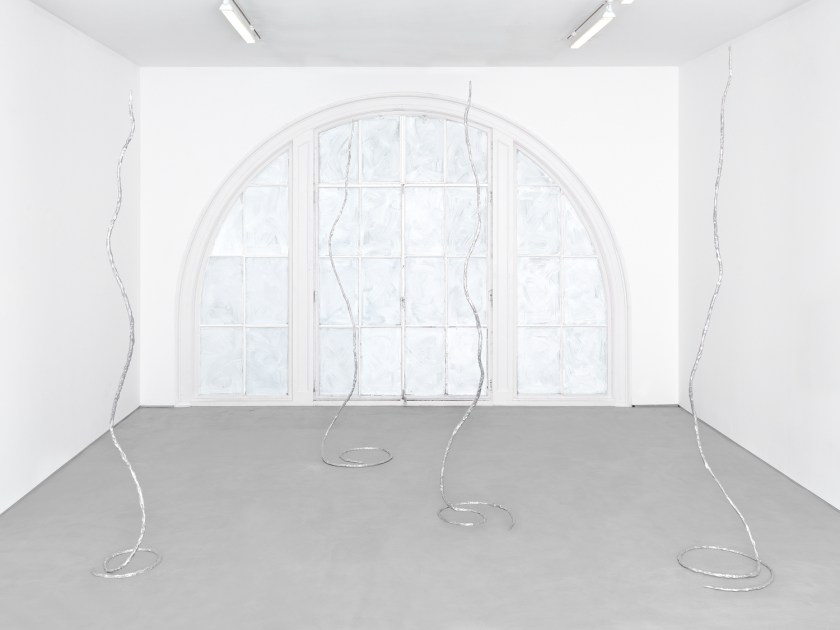 Installation view, Ugo Rondinone, Waterfalls, Sadie Coles HQ. Copyright the artist, courtesy Sadie Coles HQ, London.