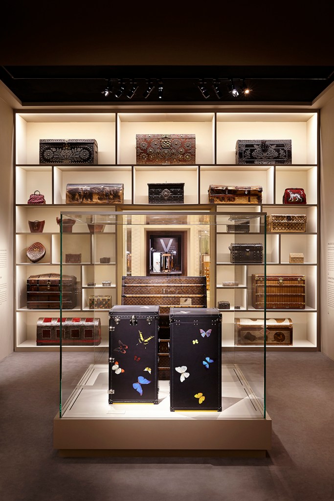 PART 7 : CURIO TRUNK © Grégoire VIEILLE / LOUIS VUITTON MALLETIER 